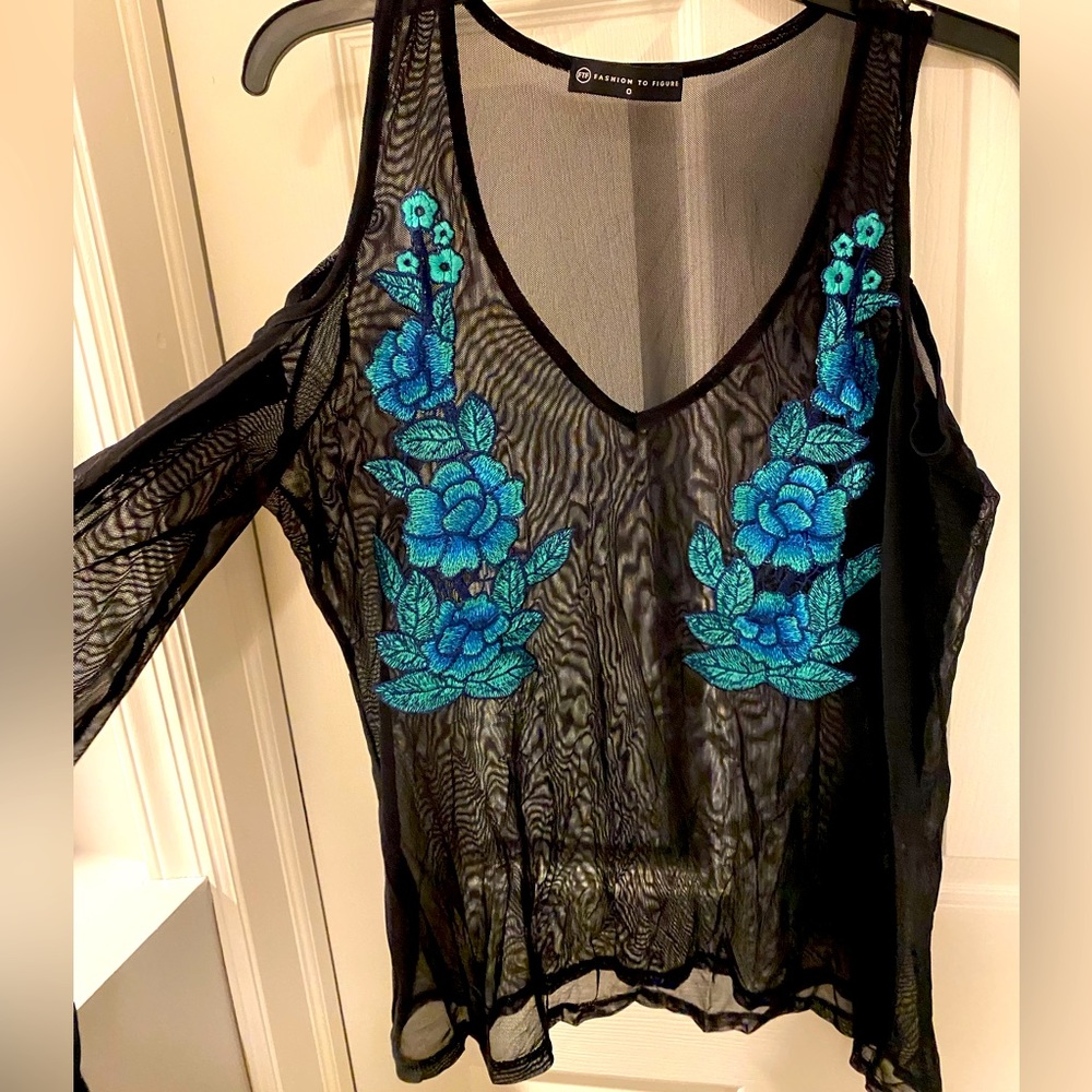 Fashion to figure Mesh Top!